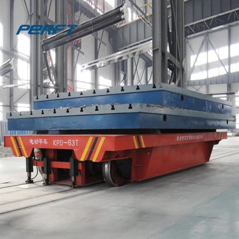 Nagy présforma transzfer kocsi