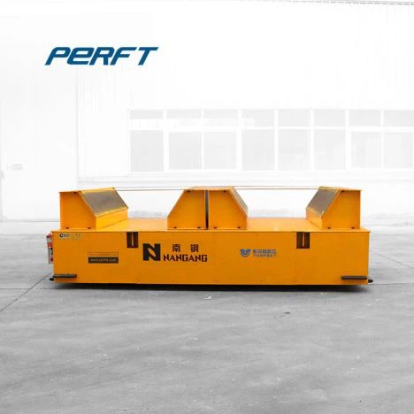 Motoros tekercses vasúti autó