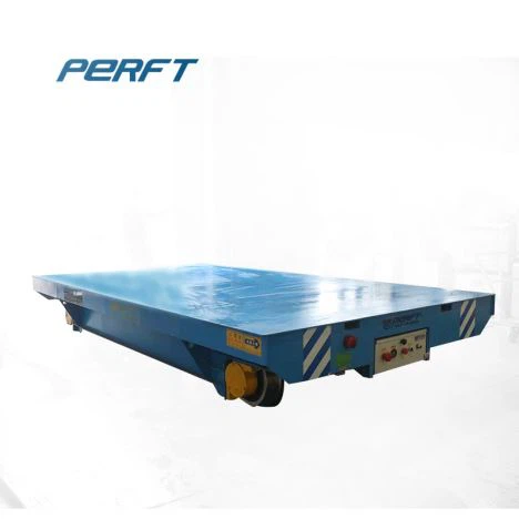 Lánctalpas elektromos lapos autó